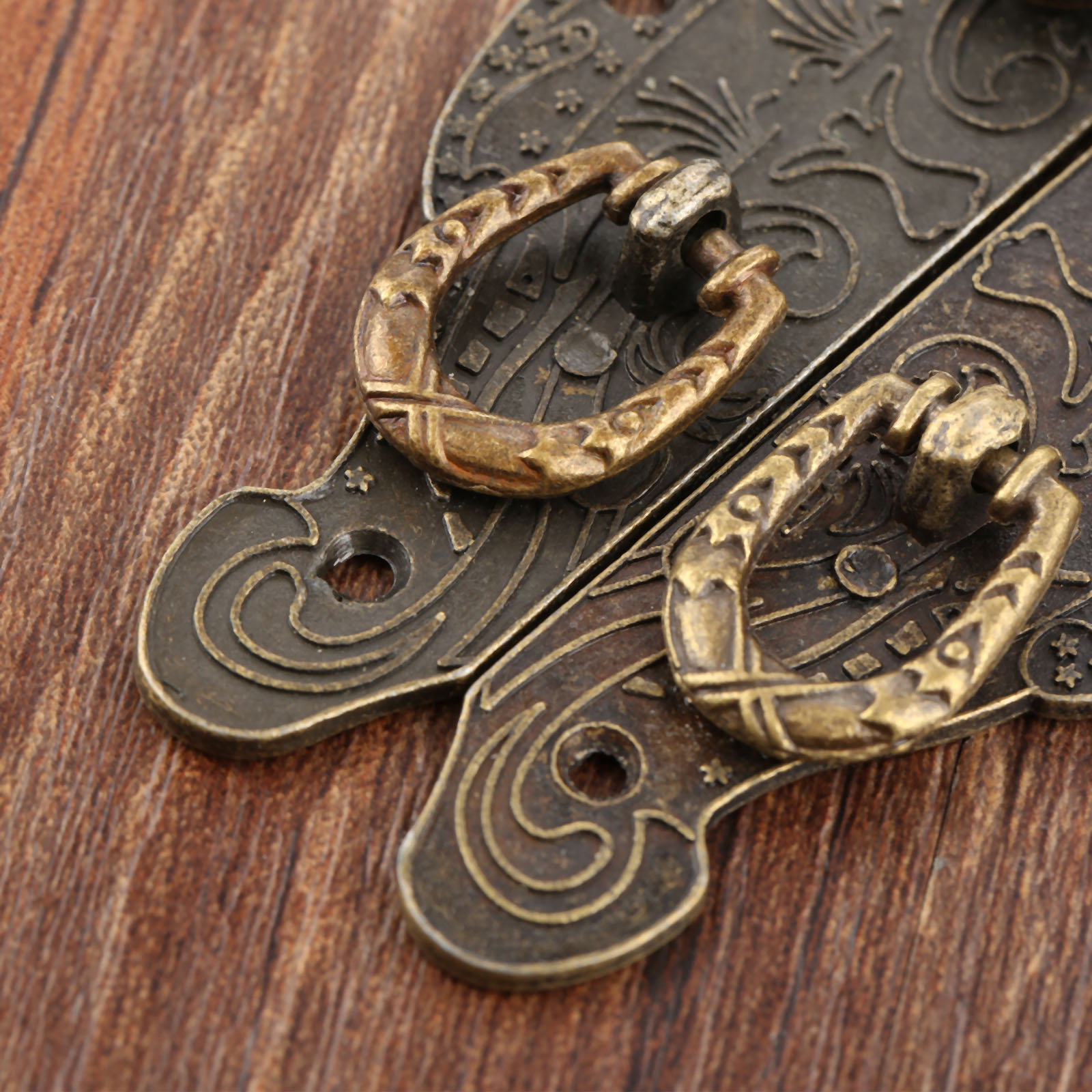 1PC Antique Box Latch Hasp Vin - Furniture Hardware Manufacturer review and price